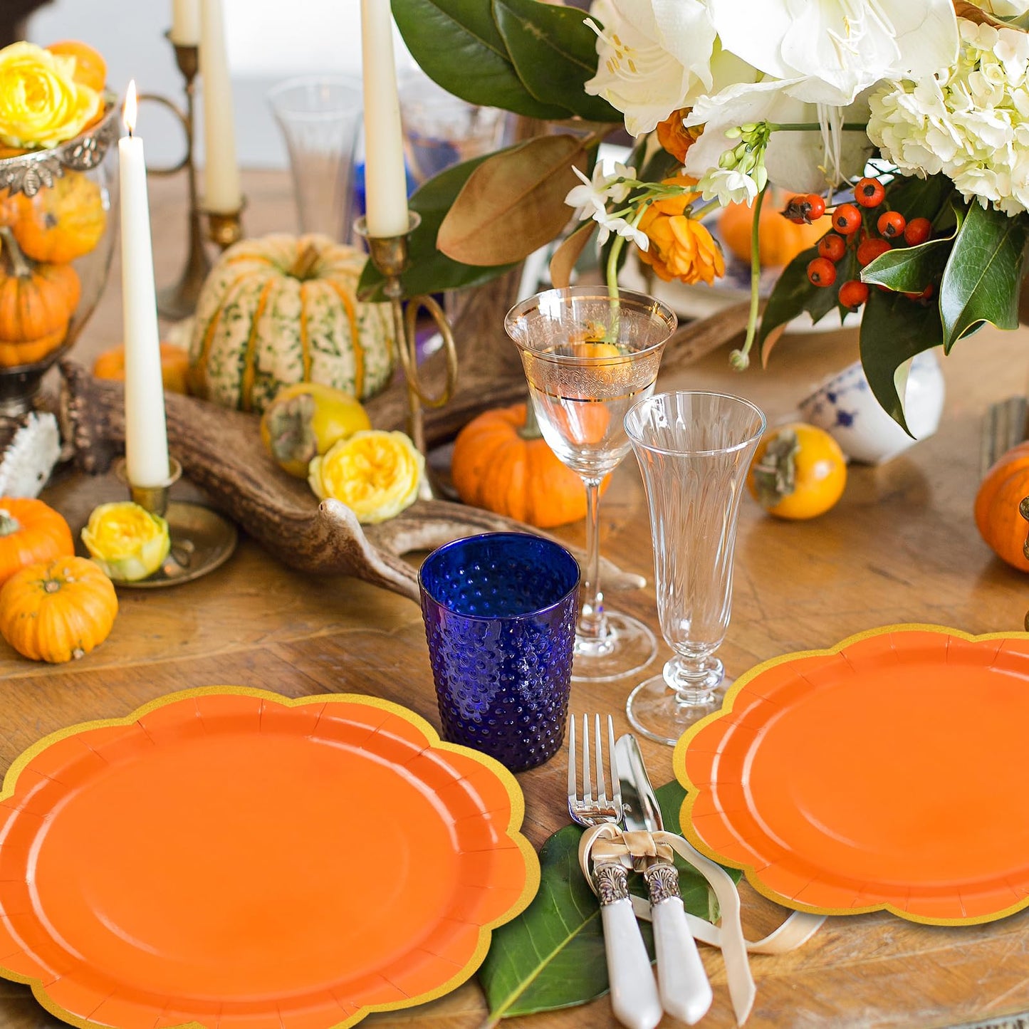 EVYIENEN 50 Pcs Orange Paper Plates,7 Inches Gold Foil Disposable Scalloped Paper Party Plates for Cake Dessert Halloween Fall Thanksgiving Birthday Wedding Baby Shower Party Decorations